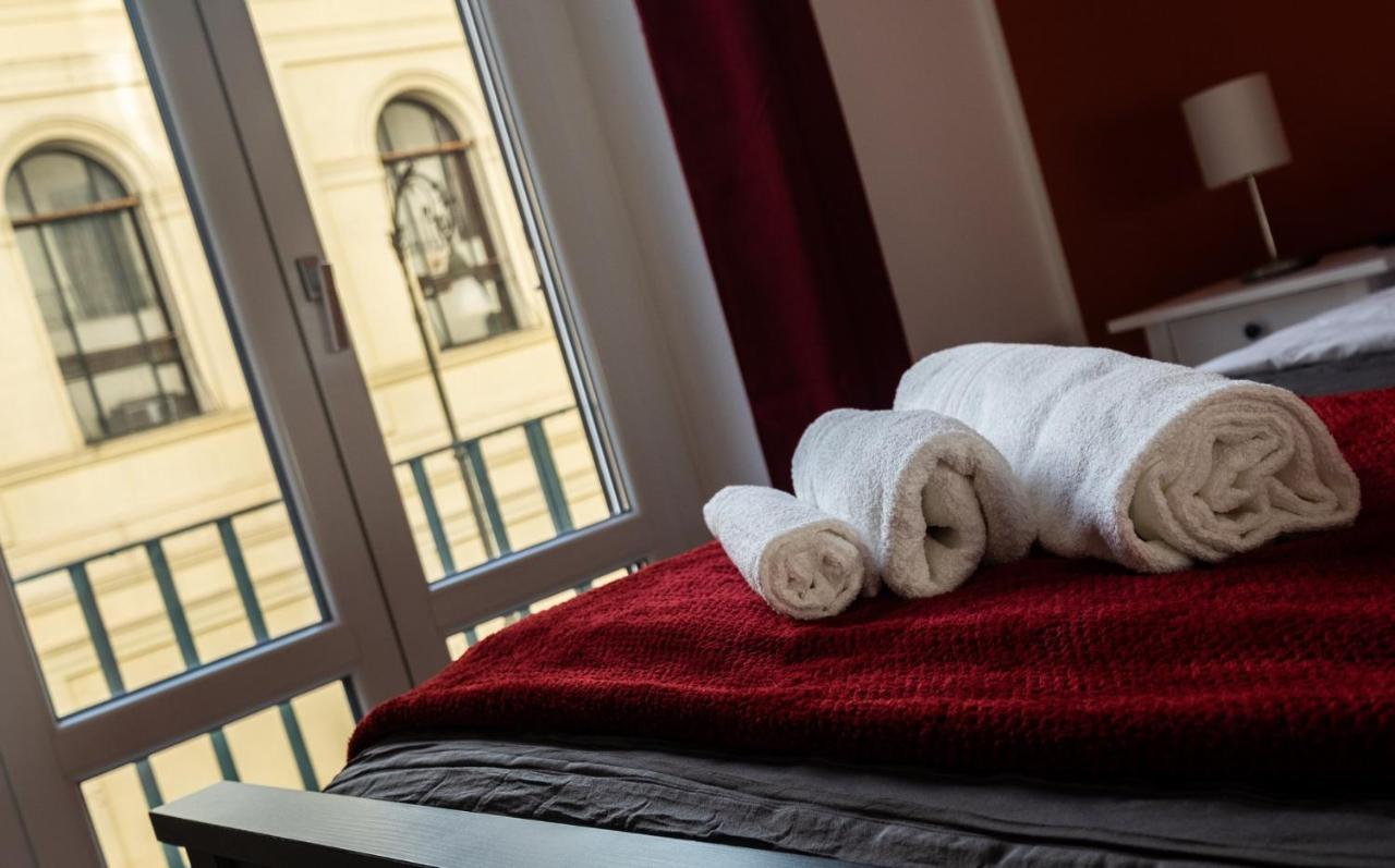 Valguarnera Suite Палермо Екстериор снимка